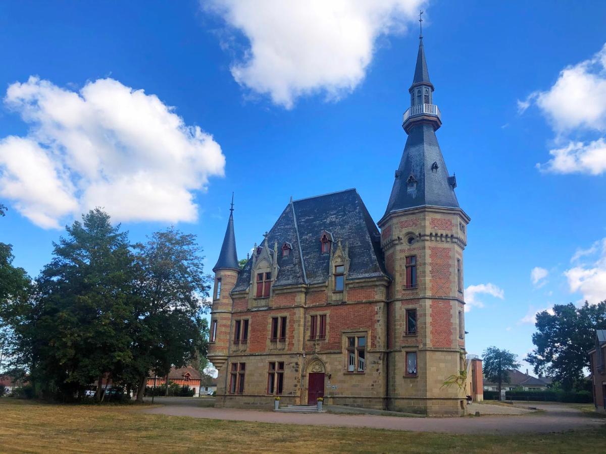 Chateau De Petit Bois Cosne-d'Allier المظهر الخارجي الصورة