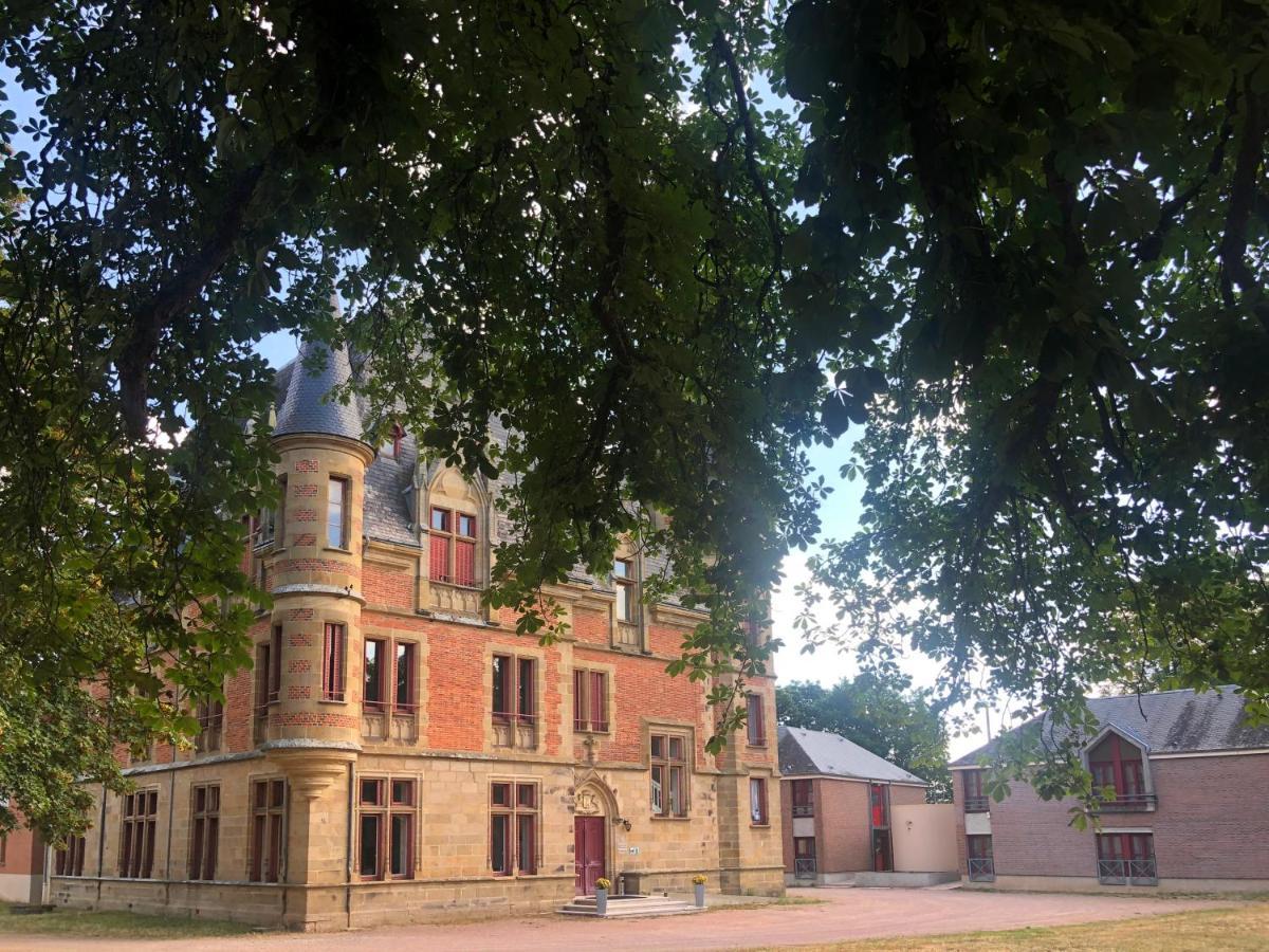 Chateau De Petit Bois Cosne-d'Allier المظهر الخارجي الصورة